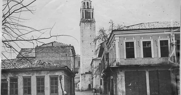 Саат Кула